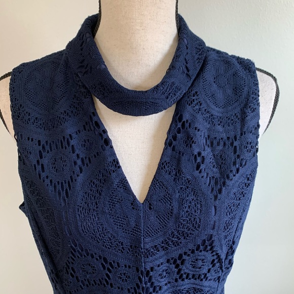 LONDON HOUSE LACE DRESS navy - Picture 5 of 7